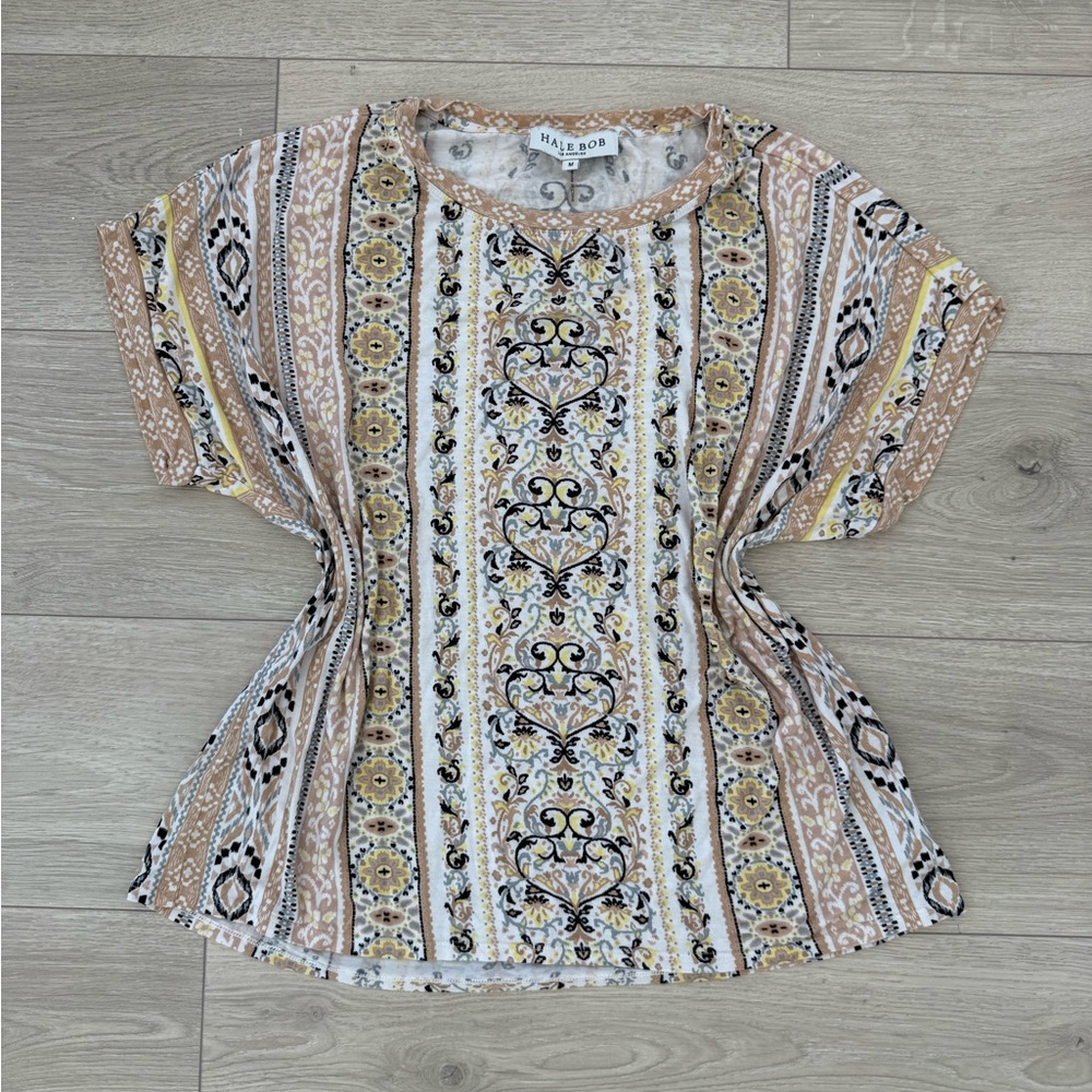 Hale Bob Women's Beige and Yellow Patterned Short Sleeve Top